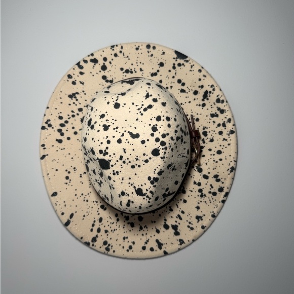 Altar'd State Ivory Hat with Black Accents - Picture 2 of 8